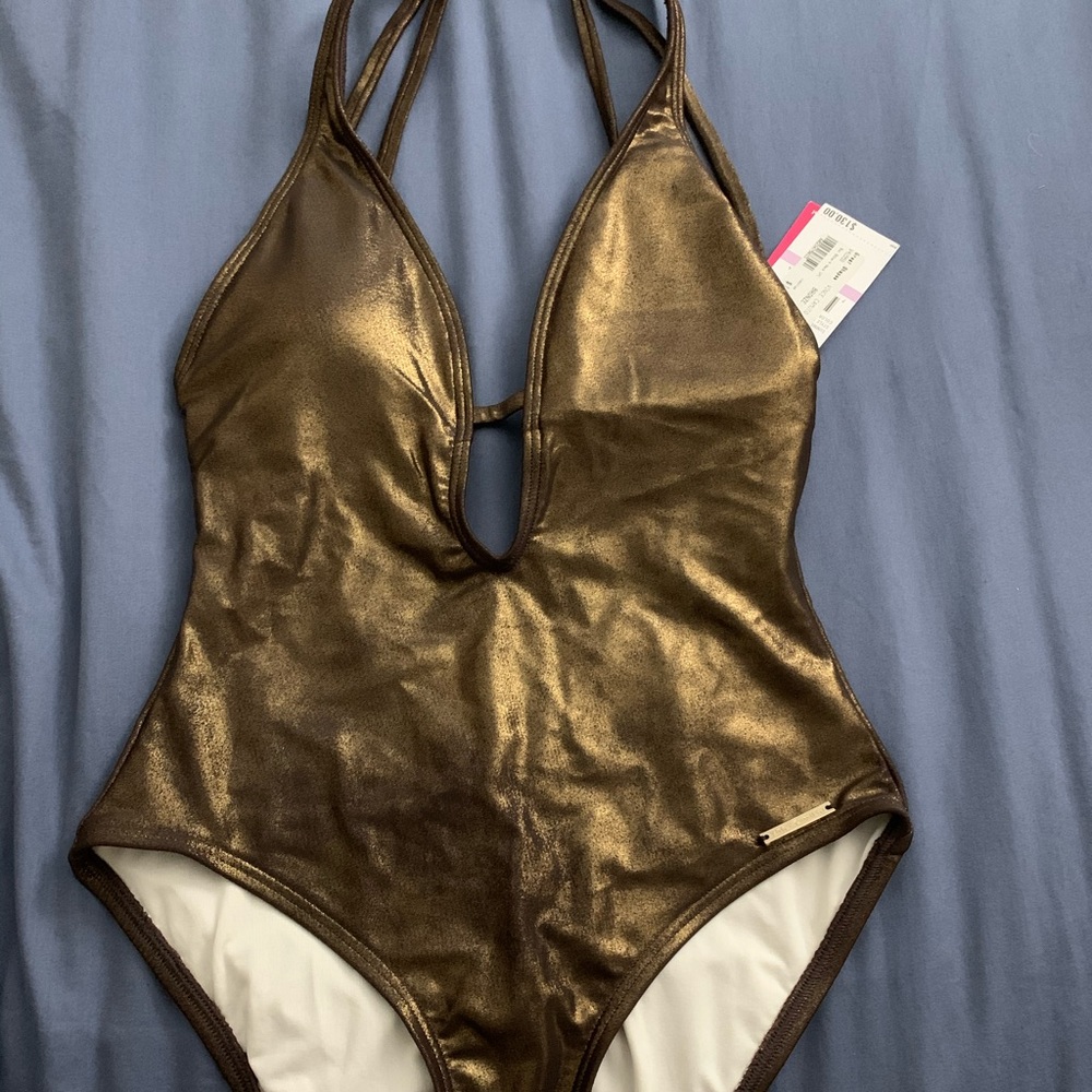 Vince Camuto bronze swimsuit size 6